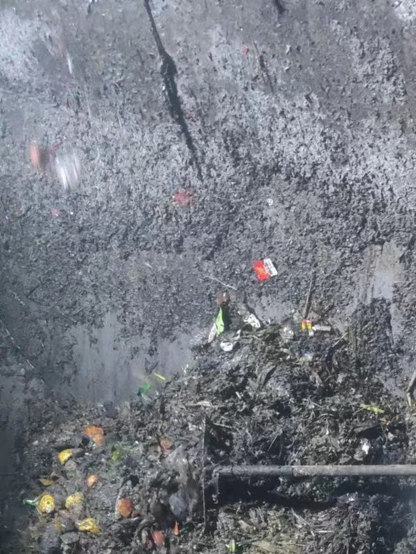 龙楼镇污水池清理